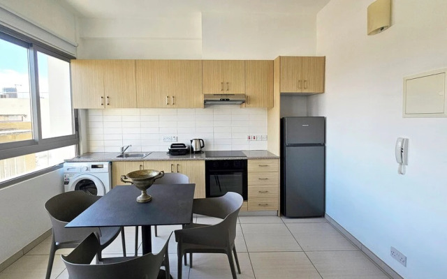 Phaedrus Living Ledras Residences 205