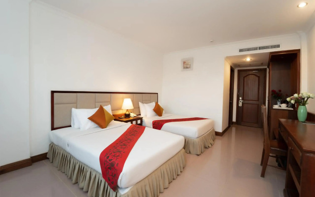 Monoreach Angkor Hotel