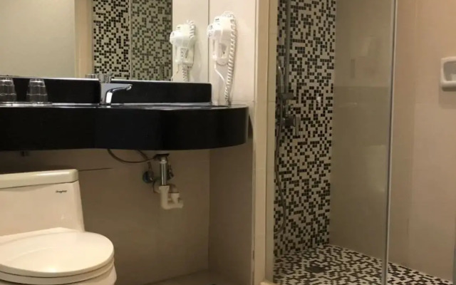 Delton Hotel