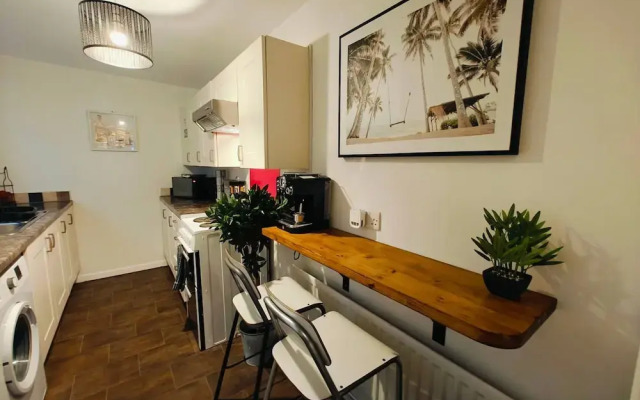 2BR Fortuna Meadow in Belfast