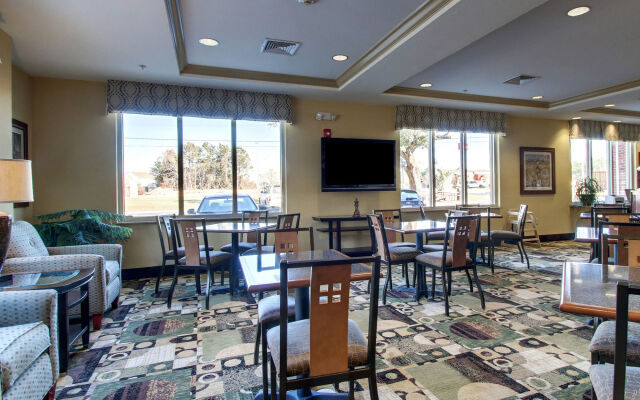 Comfort Suites Biloxi - Ocean Springs