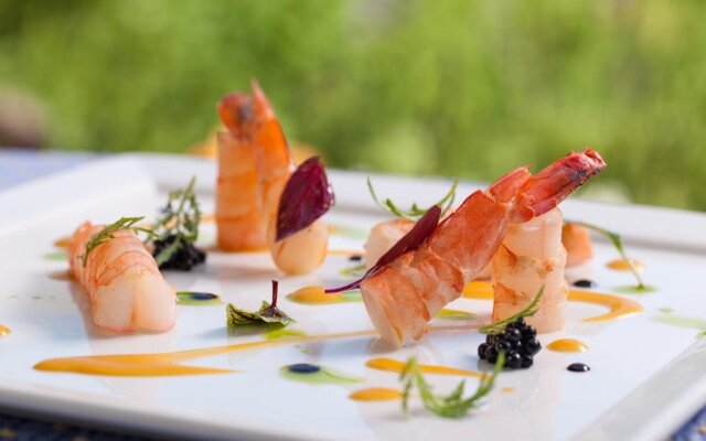 L'Auberge Provencale Inn & Restaurant