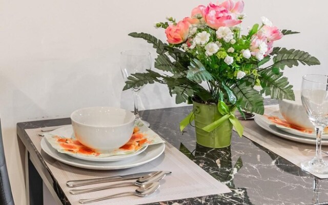 1BR - Boutique Apartment - Prime Location