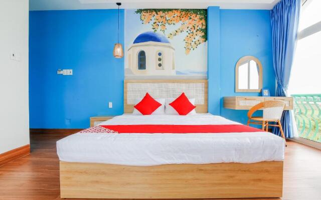 Santorini House And Coffee