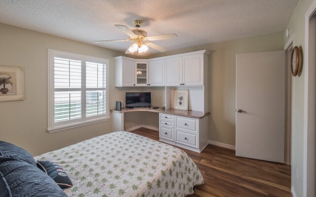 Hildalgo 489 by White Pelican VR