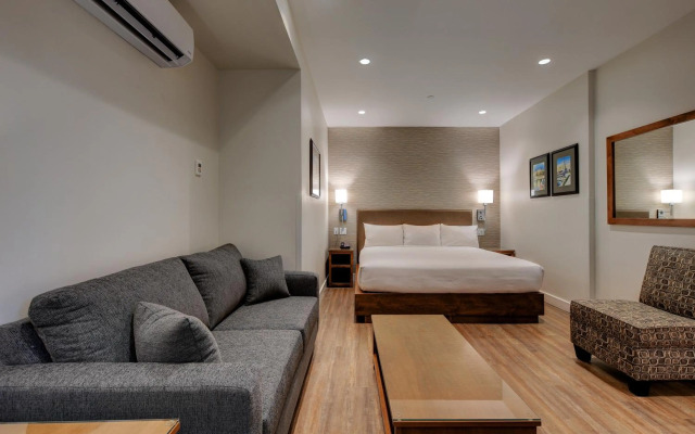 Strathcona Hotel