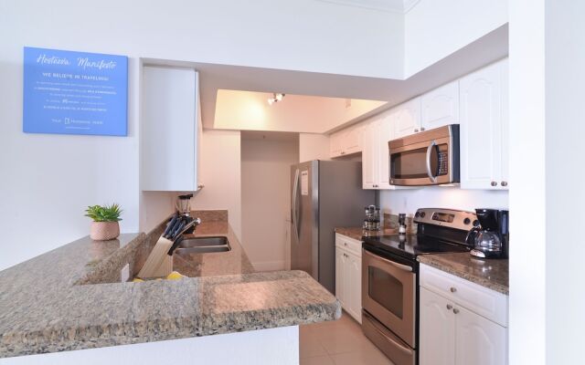 Luxury Sunny Isles Beach Condos by Hosteeva