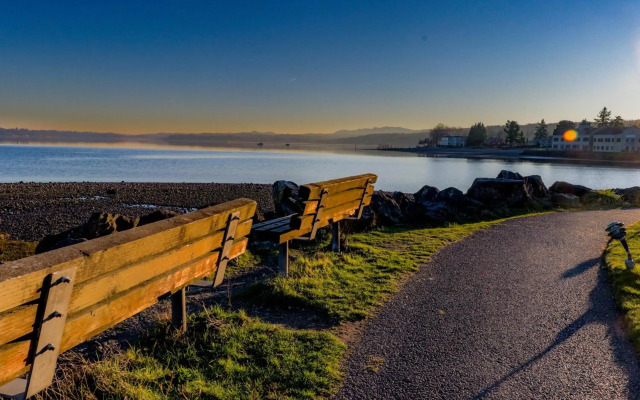 Best Western Plus Silverdale Beach Hotel