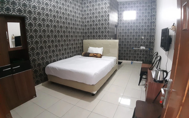 Soreang Hotel by ZUZU