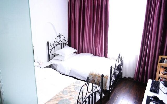 Nanian Jinri Hotel