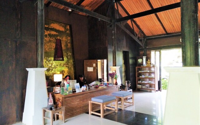 Chivaree Hotel And Resort