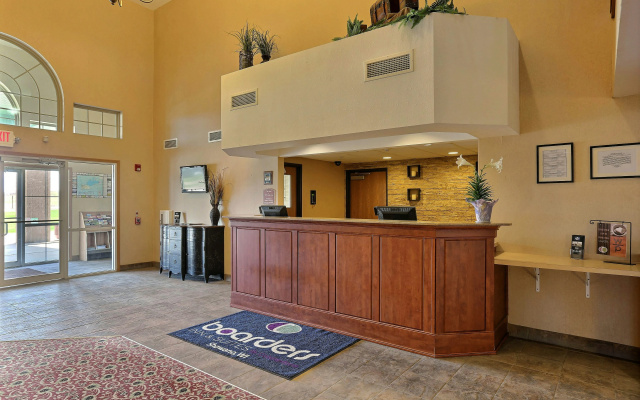 Boarders Inn & Suites by Cobblestone Hotels - Shawano