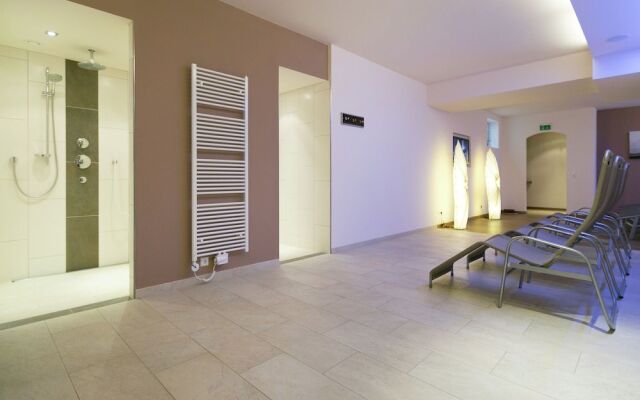 Rich Holiday Home with Sauna, Garden & Valley-Views in Itter