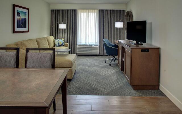 Hampton Inn & Suites Lake Mary At Colonial Townpark