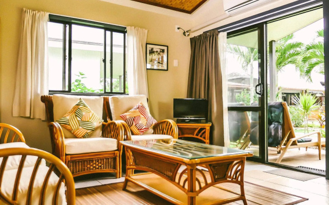 Muri Beach Resort