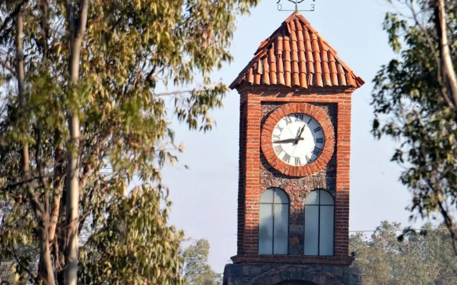 Hacienda Los Picachos