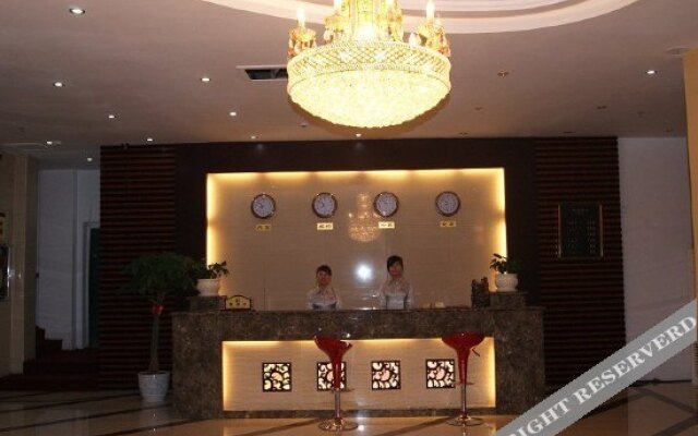 Binjiang Holiday Hotel