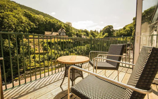 The Chainbridge Hotel