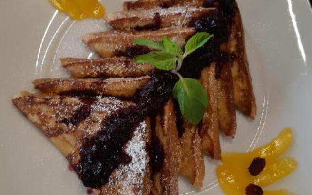 Hacienda Dos Ojos Boutique Hotel