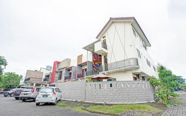 OYO 90801 Deanofaa Residence Syariah
