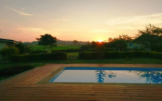 Les Collines Resort