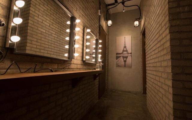 Inno Hostel & Pub Lounge Hongdae