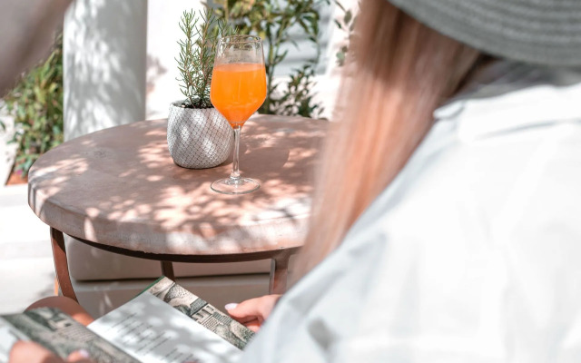 Inotropes Boutique Suites