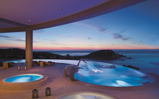 Secrets Huatulco Resort & Spa - Adults Only - All Inclusive