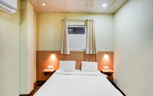 OYO Flagship 80461 R K Residency