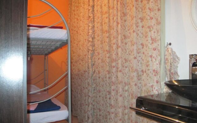 gurney Budget Inn