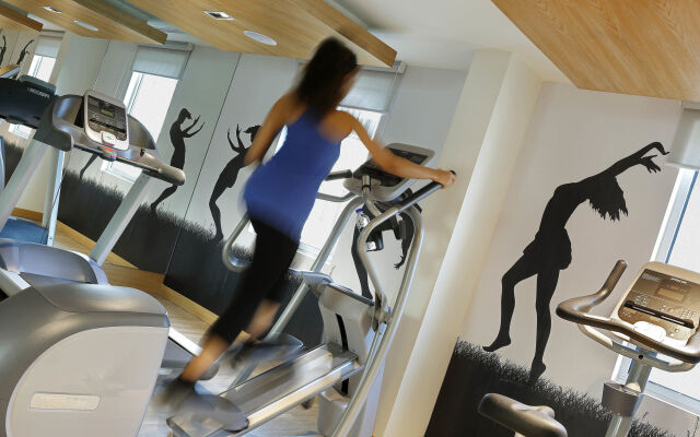 ibis Kochi City Centre Hotel