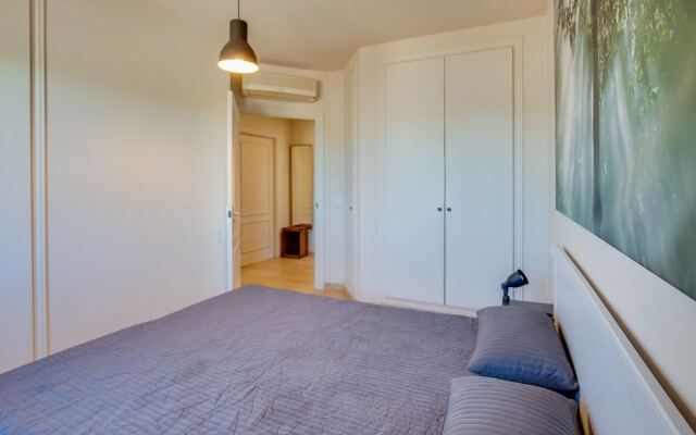 Quaint Holiday Home in Vilacolum With Swimming Pool