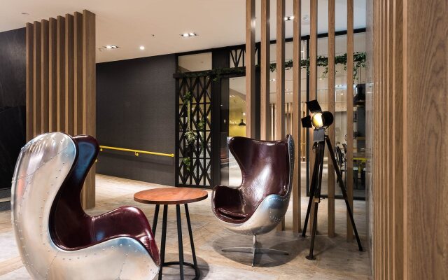 Hotel Half