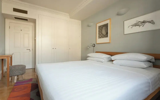 Cockspur Street by Onefinestay