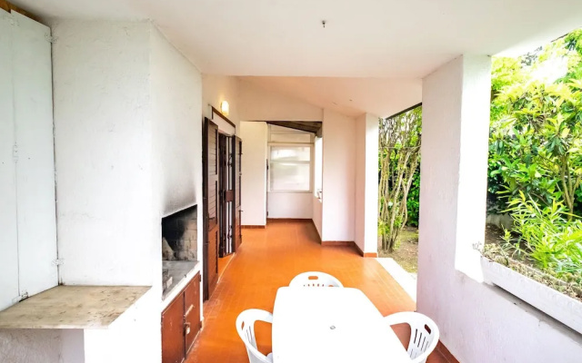 House in Residence With Garden With Gazebo and Barbecue