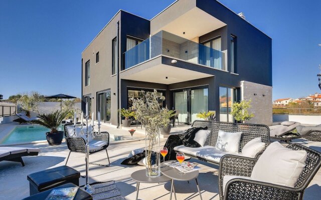 Luxurious Villa in Rovinj With Pool