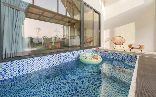 Gyeongju Rose Breeze Pool Villa Pension