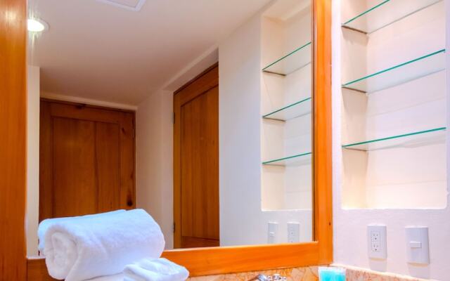 Las Palmas 2Br Condo By Rmh