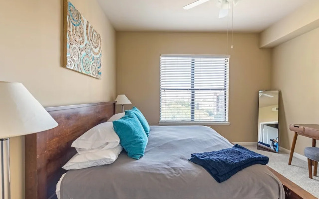Executive Suite With Pool & Gym