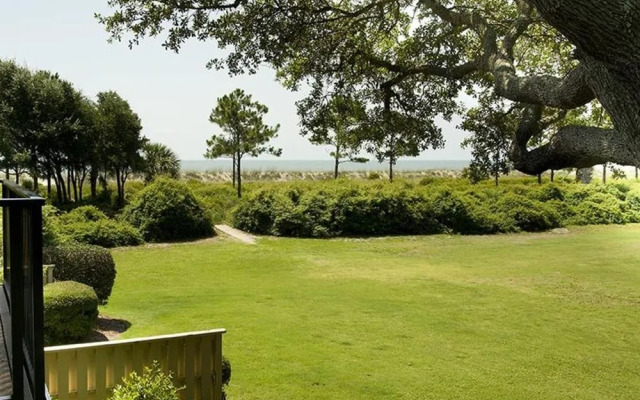 Hilton Head Beach Villa 28 by RedAwning