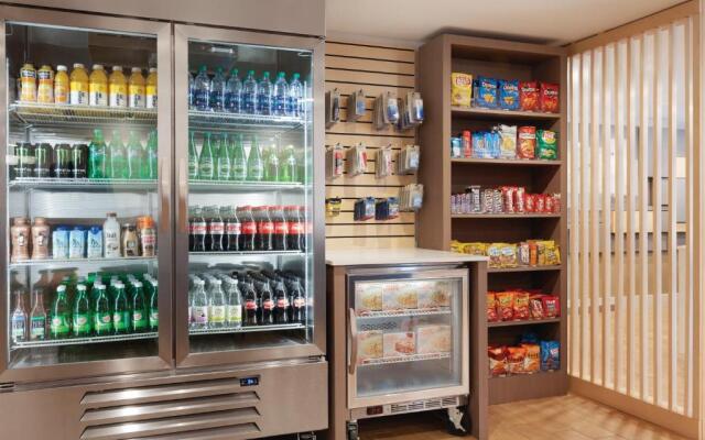 Holiday Inn Express Hartford South - Rocky Hill by IHG