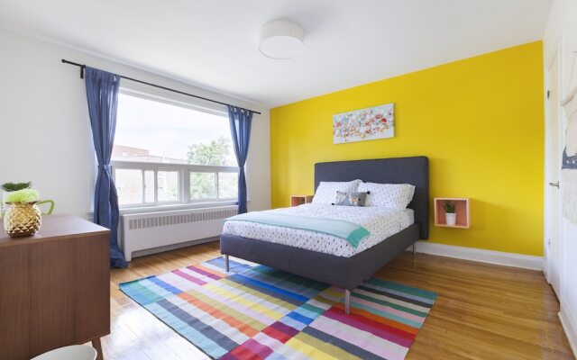 Bright Hideaway in Forest Hill with Parking