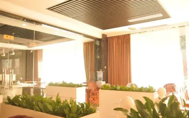 Fuxiang Hotel (Foshan Shunde Lunjiao Branch)