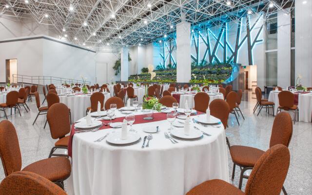 Crowne Plaza Mexico City North-Tlalnepantla by IHG