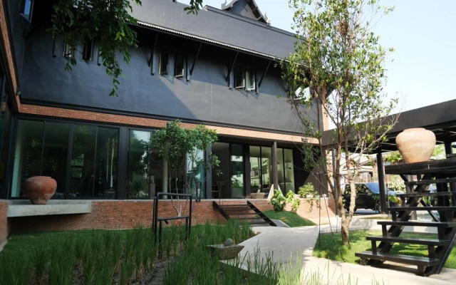 Silp-Pa Phra Nakhon Si Ayutthaya Hotel