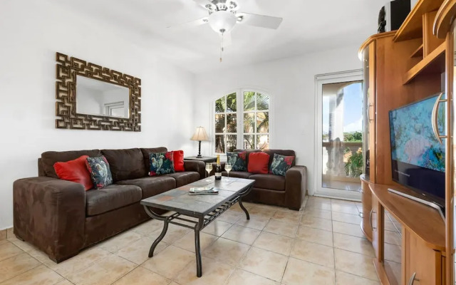 1BR Condo Wacamaya Condos Great Pool Location