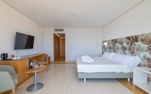 Hotel BCL Levante Club & Spa - Adults only