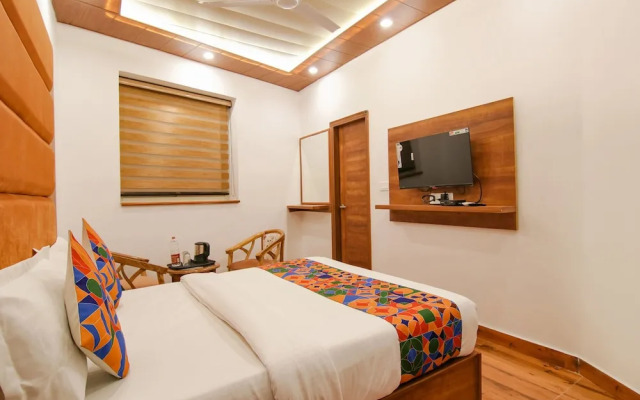 Fabhotel Ambassador