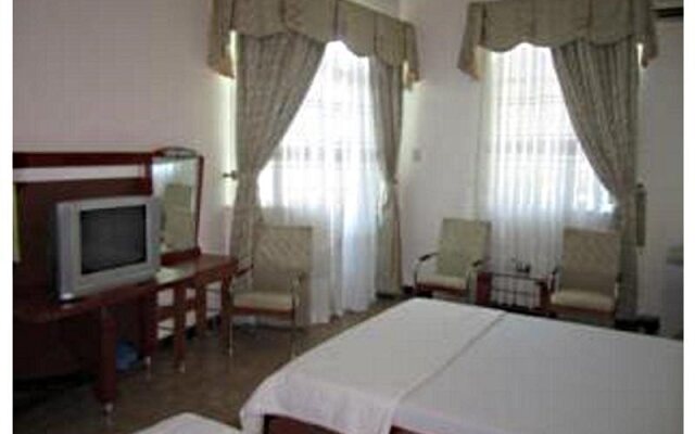 Sun Shine Hotel