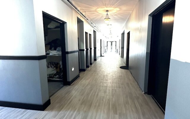 Silverton Mountain Manor